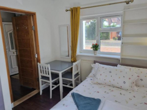 Cosy, quiet, studio flat